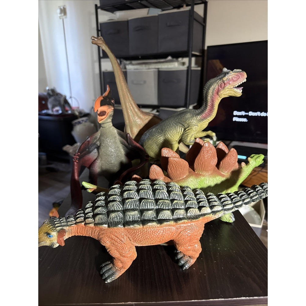 Toy Major Trading Co Set Of 5 Pre Owned Dinosaurs Pre Owned
